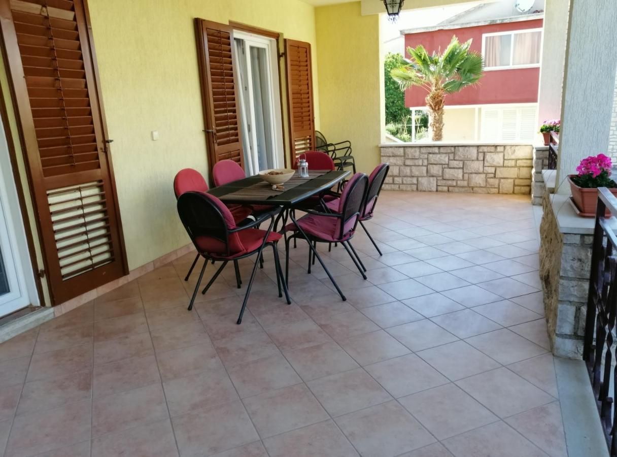 Apartmani Darko Ровінь Екстер'єр фото